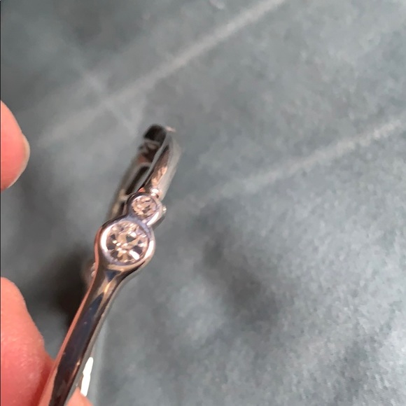 Silver and Rhinestone stretch bracelet - Picture 5 of 6